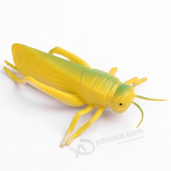 Groothandel goedkope nieuwste ontwerp simulatie speelgoed 7-9cm plastic kever insect speelgoed voor baby