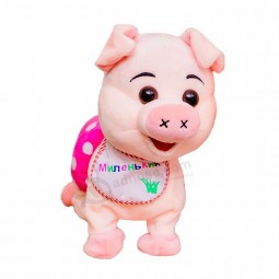 Se vende ampliamente en el mercado de EE. UU. batería controlada por un muñeco de peluche de peluche de cerdo eléctrico para niños que caminan y cantan juguetes