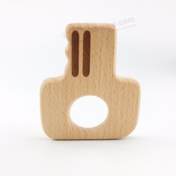 木製の鍵の形をしたティーザーペンダントの天然木のティーザー