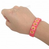 Bracelet en caoutchouc logo personnalisé bracelet en silicone de haute qualité pour les enfants