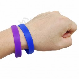 Silicone wristband imprinted logo rubber wrist band for children