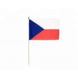 República Checa mão pequena agitando bandeiras para eventos