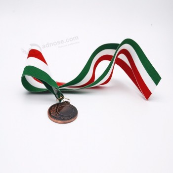Kundenspezifisches Schlüsselband des Fabrik-Italien-Flaggendesigns mit J-Haken