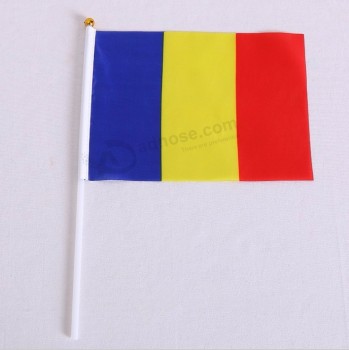 Großhandel perfekte Qualität VAE Hand Flagge mit Stöcken