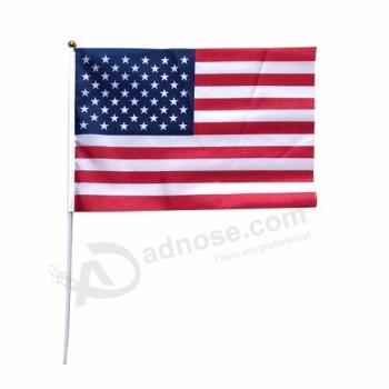 fertigen Sie amerikanische Handflaggenhandbänder des heißen Verkaufs des Logos besonders an