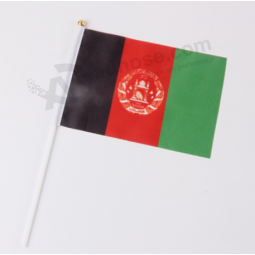 Venta caliente bandera de palos de afganistán bandera ondeando a mano de afganistán
