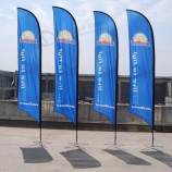 banderas de playa con forma de pluma para publicidad en el mercado de bicicletas