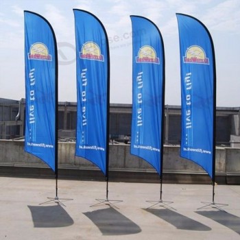 strandvlaggen met veervorm voor reclame op de fietsmarkt