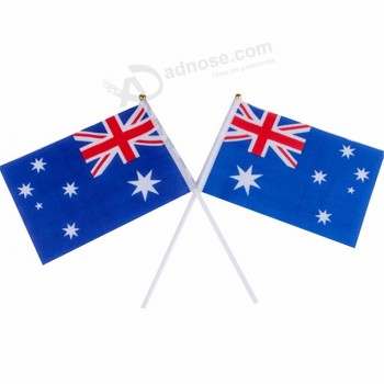 China fabricante azul 14 * 21 cm poliéster barato pequeña costumbre australia bandera de onda de mano