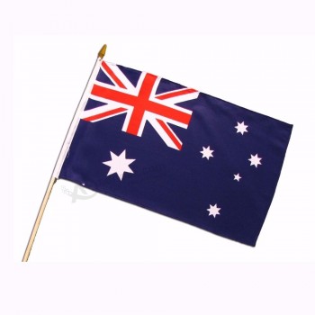 atacado personalizado de alta qualidade eco-friendly austrália mão bandeira com varas de madeira