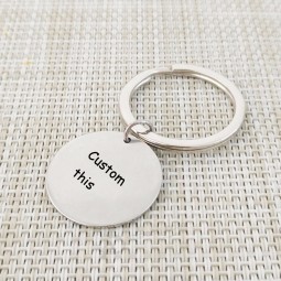 Customized personalized keychains Stainless Steel Key Chain Engrave Names Letters Round Women Men Car Bag Keyring Personalized Gift