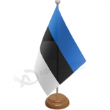 迷你办公室装饰爱沙尼亚国旗与木底座