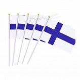 finlandesa mão mini bandeira pequena bandeira finlandesa da vara