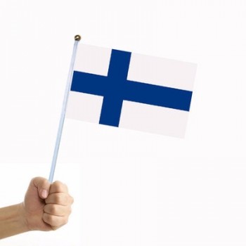 bandeira à mão personalizada de finlandia de 14 * 21cm com polo plástico