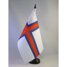 faroe islands table flag 5'' x 8'' - denmark - faroese desk flag 21 x 14 cm - black plastic stick and base