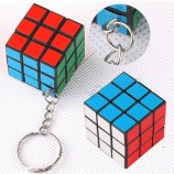 mini divertente cubo magico rubics gioco puzzle portachiavi