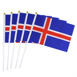 14x21cm bandiera islandese tenuta in mano con asta in plastica