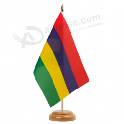 Hot selling Mauritius table top flag with wooden base
