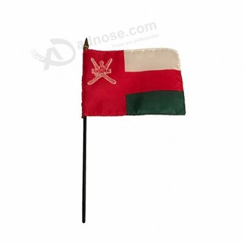 bandera de mano pequeña de oman barata para el día nacional