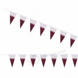 decoração do dia nacional pendurado triângulo bandeira de estamenha do qatar