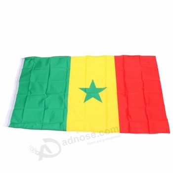 bandiera digitale stampata in diversi tipi paese bandiera nazionale senegalese di dimensioni diverse
