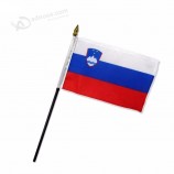 Venta caliente eslovenia palos bandera nacional 10x15 cm tamaño bandera ondeando a mano