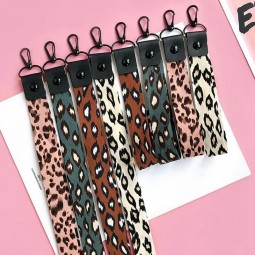 soporte para teléfono con estampado de leopardo Llavero con cordón guepardo Portatarjetas de identificación Correas de cuello para teléfono con llavero de animal