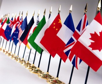 bandeiras da parte superior da tabela do tamanho padrão, bandeiras internacionais diminutas profissionais com pólo do metal