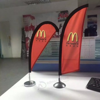 bandera de mesa de lágrima mini personalizada / bandera de escritorio de plumas pequeñas con poste y base de metal