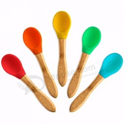mango de bambú cucharas de alimentación para bebés, utensilios de punta de silicona suave, juego de alimentación de silicona libre de Bpa y hace que la comida sea divertida