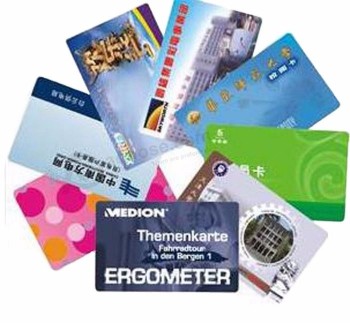 2020 Venta caliente de alta calidad En stock tamaño personalizado Impresión de tarjeta de identificación de Pvc
