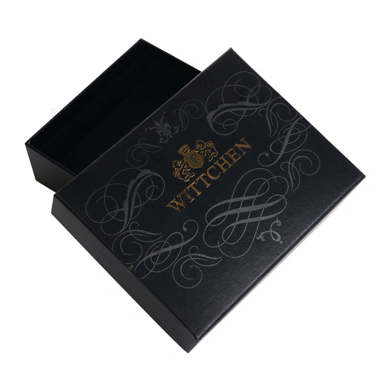 黑色磨砂印花磁性盒，压纹金色印章徽标带定制包装盒