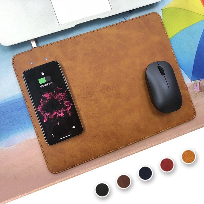 Mouse pad di ricarica per caricabatterie wireless Qi per telefono cellulare multifunzionale