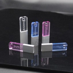 Unidad flash USB portátil de cristal luminoso, log632gb de empresa personalizado, botón de venta al por mayor de fábrica ultrafino de disco U de metal de 64gb