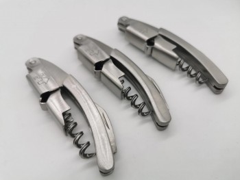 apribottiglie in acciaio inox logo personalizzato 2D metallo argento portachiavi vuoto apribottiglie processo laser