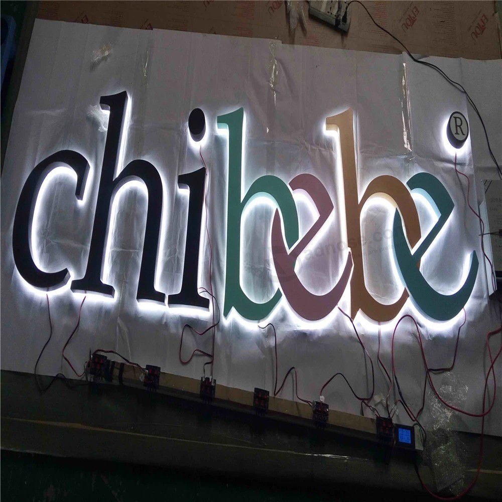 Lettere retroilluminate illuminate a LED con lettere pubblicitarie 3D realizzate in fabbrica