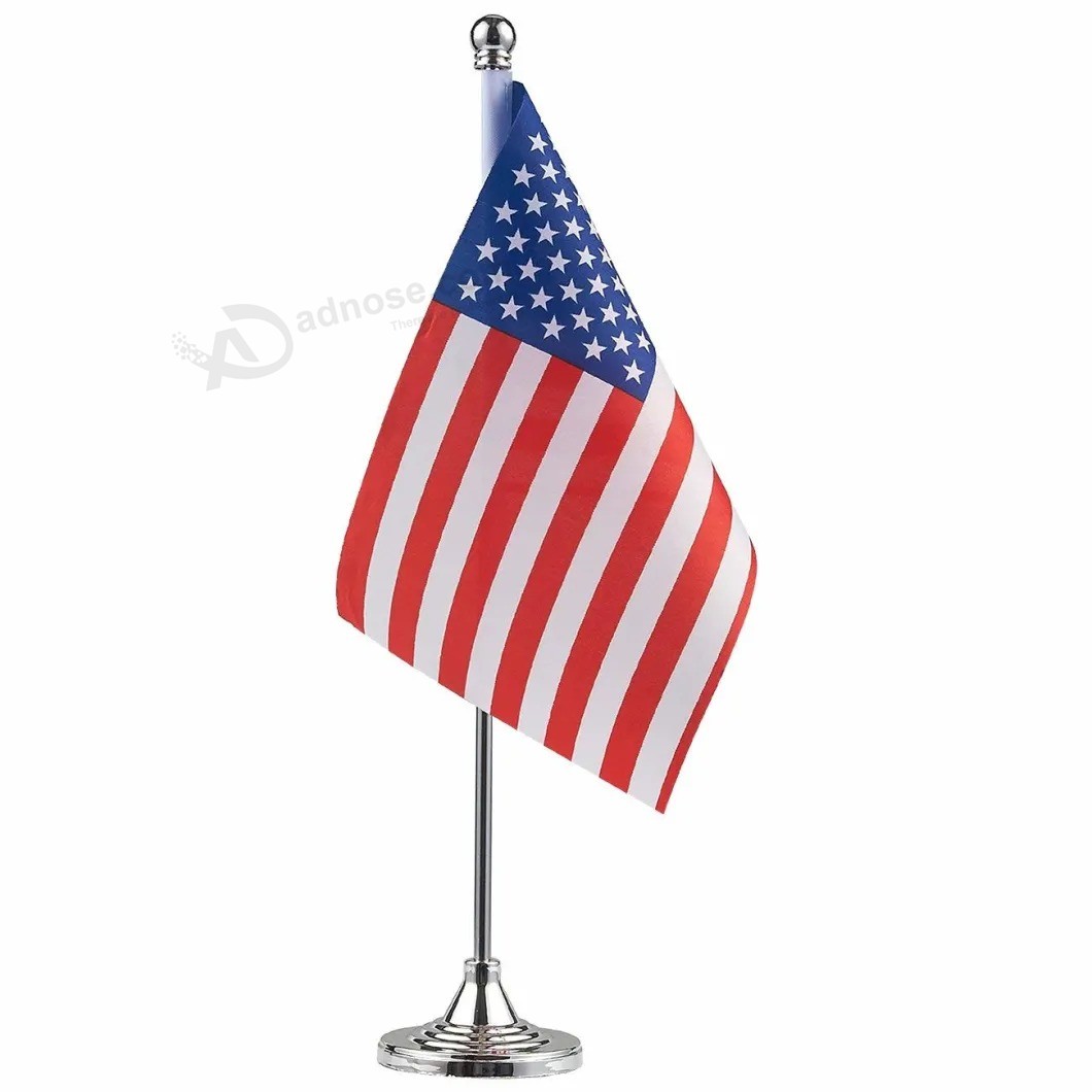 Bandera pequeña al por mayor Bandera de escritorio de mesa de bandera de diferentes países con soporte de metal y plástico