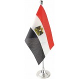 埃及桌旗，带支架底座的架子上贴有小型迷你埃及国旗办公室桌旗