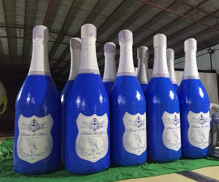 Oxford Cloth or PVC Print Inflatable Bottle Cartoon for Advertising