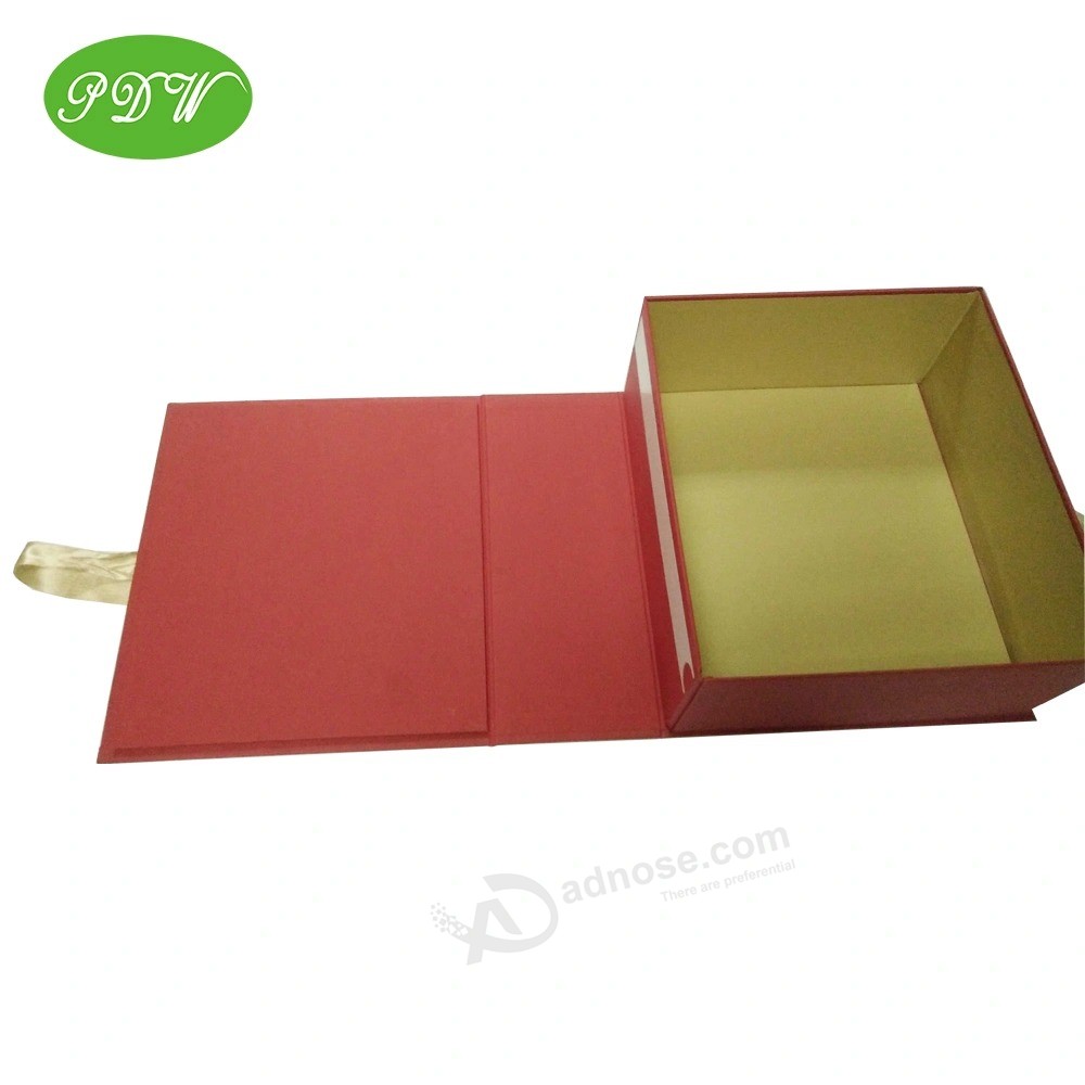 사용자 지정 블랙 접을 수있는 골 판지 상자 마그네틱 선물 상자