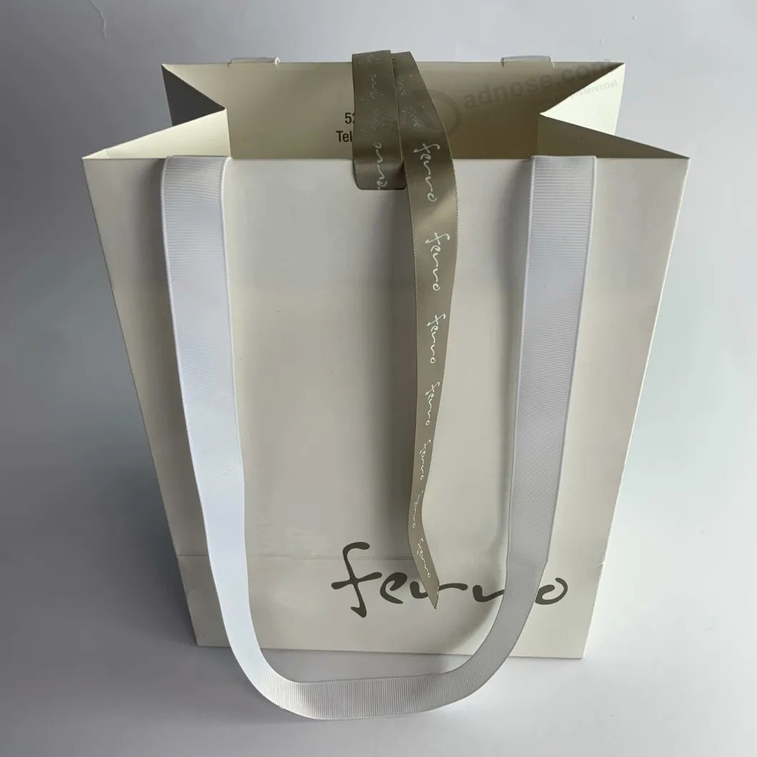 Christmas gift Paper Bag jewelry Box ladies Handbags packing Bag
