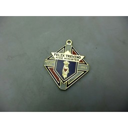 wholesale custom logo lapel pins of golden plating enamel badge