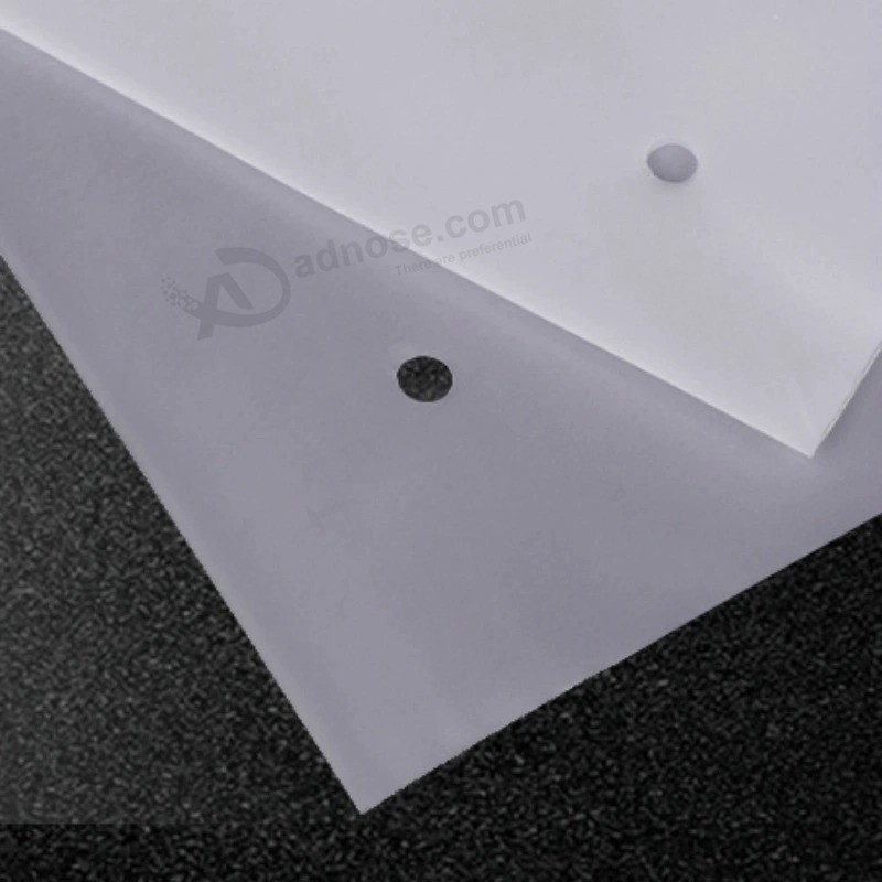 Kundenspezifisch bedruckter PVC-Kunststoff Wasserdichte Druckverschlussbeutel mit Ring 20 * 25