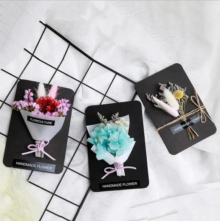 Handgemaakte kaart Verjaardag Zuid-Korea creatief Roos Droge bloem Valentijnsdag medewerker Wenskaart Festival algemeen Uitnodiging in de helft