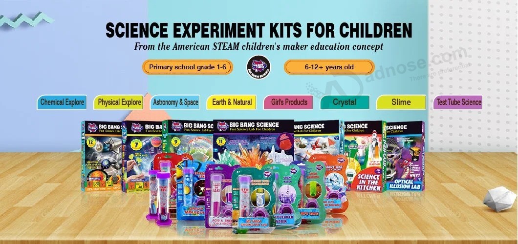 Дети притворяются игрушечным детективом, обучающий научный комплект