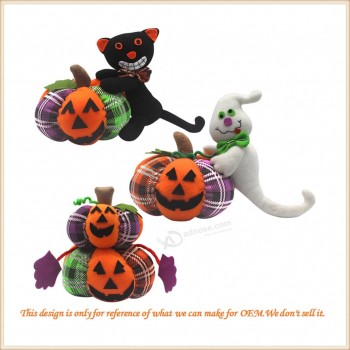 engraçado vários brinquedos de pelúcia de halloween para crianças