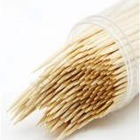 简单设计中国制造的一次性竹子与桦木牙签