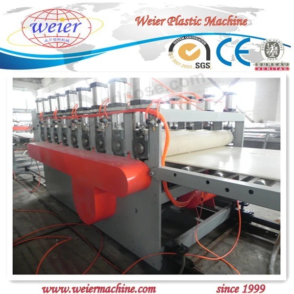 WPC-Schaumplattenextrusionsmaschine-Kunststoffmaschine