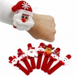 LED Weihnachtsspielzeug Hand Ring Santa Schneemann leuchtende Hand Kreis Weihnachtskinder Geschenk Hand Ohrfeigen klatschen Armband Spielzeug