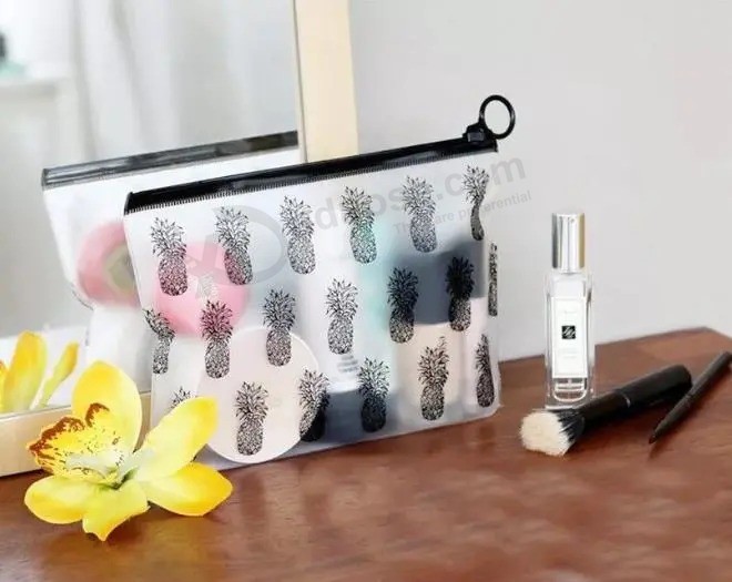 Wholesale Travel Transparent PVC Cosmetic Bag Custom Logo Printing Clear PVC Makeup Bag